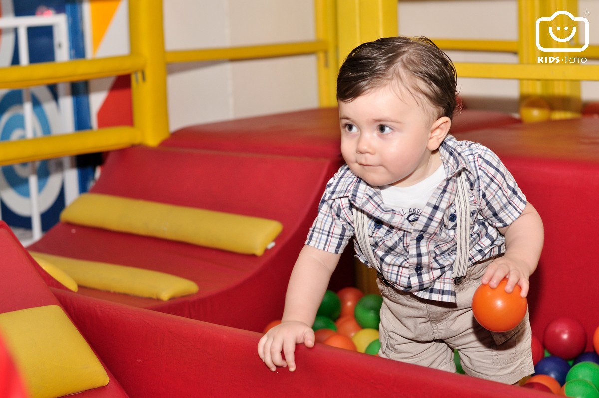 Festa de aniversário de 1 aninho do Bernardo, realizada na Fantasy Festerê em Porto Algre, por Kids Foto