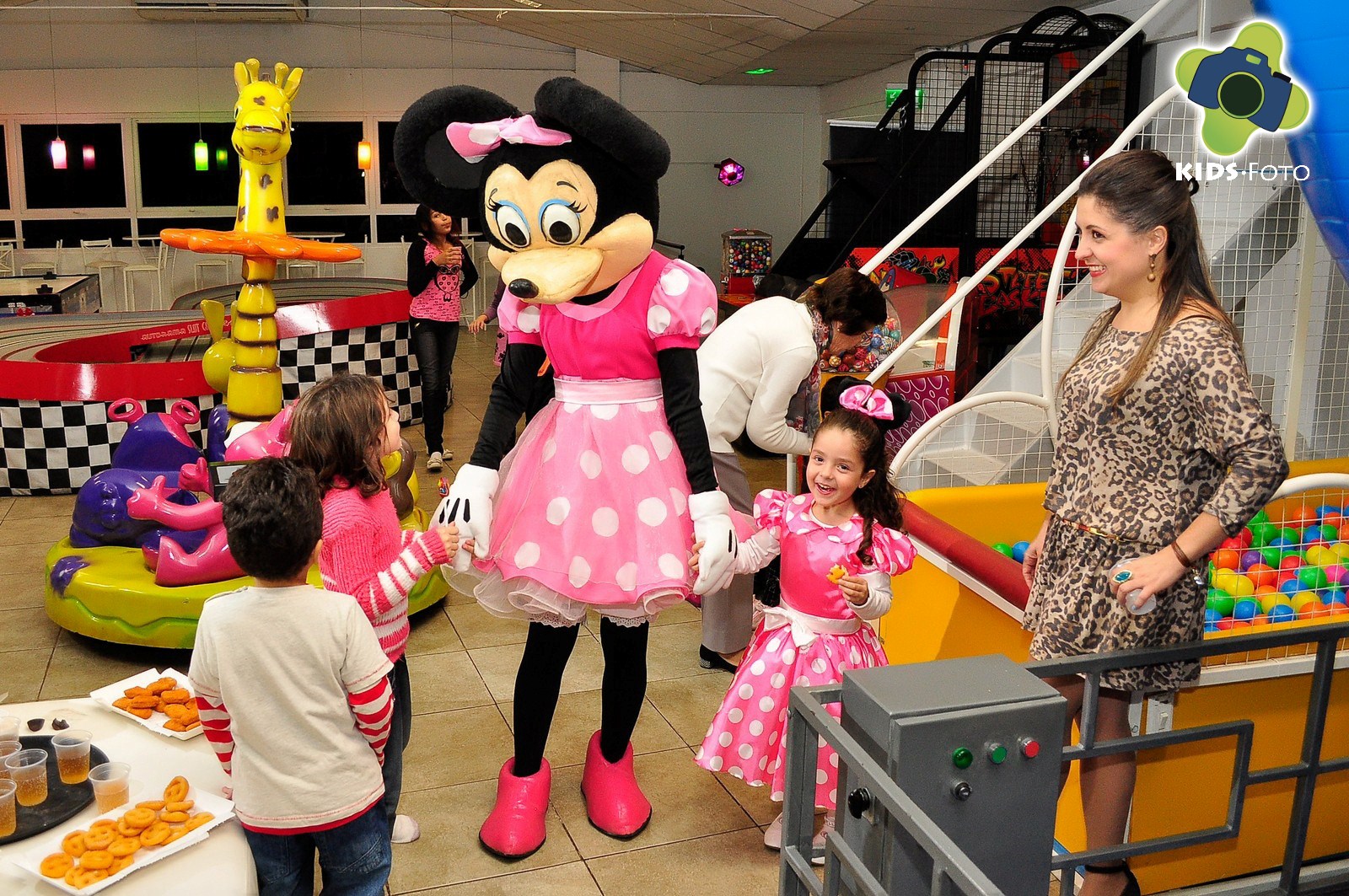 Festa de aniversário de 4 anos da Letícia, realizada no Superdivertido, por Kids Foto